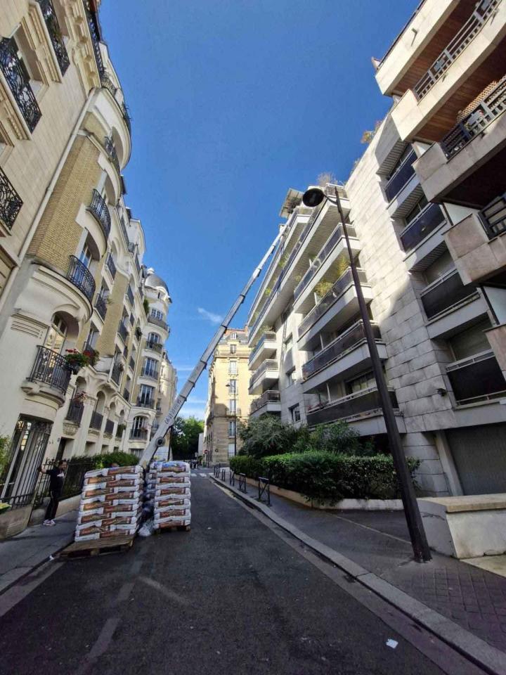 Location de monte-matériaux Île-de-France