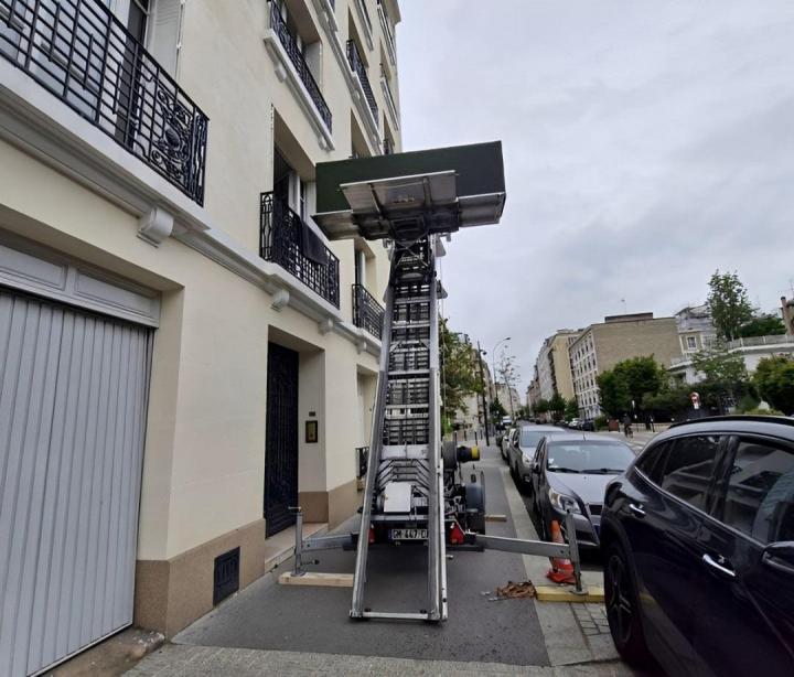 Location de monte-matériaux avec opérateurs en Île-de-France