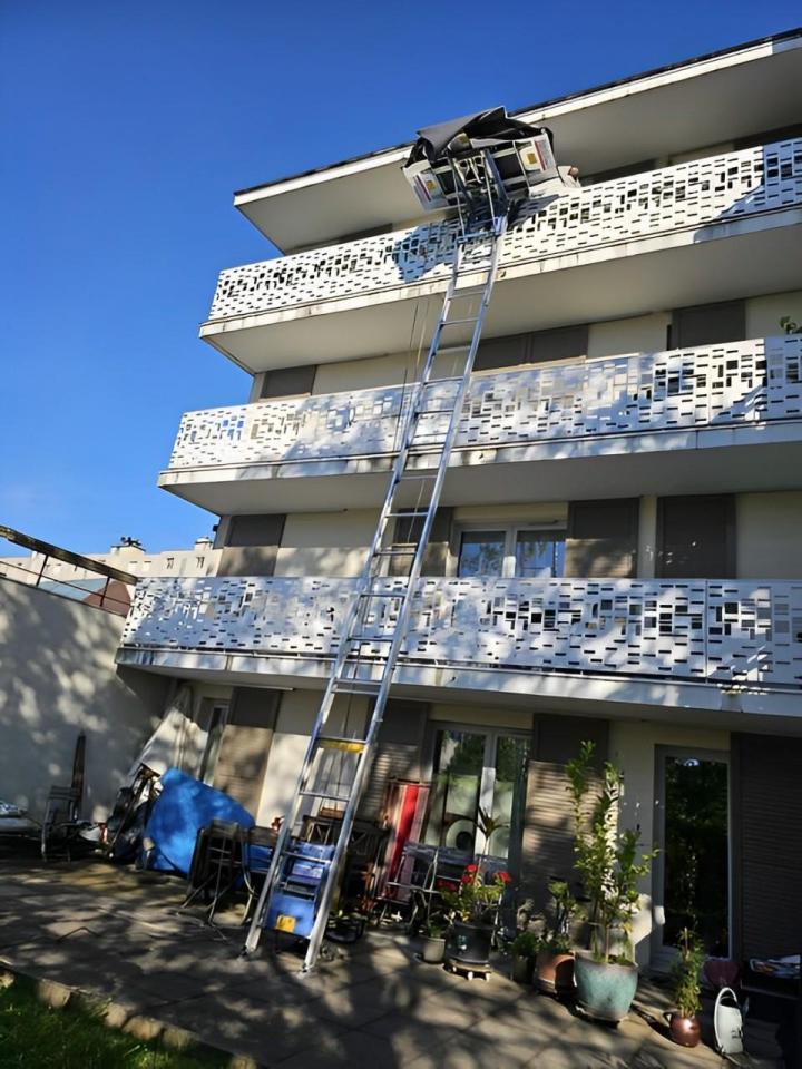 Location de monte-matériaux Île-de-France