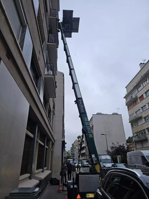 Location de monte-matériaux Île-de-France